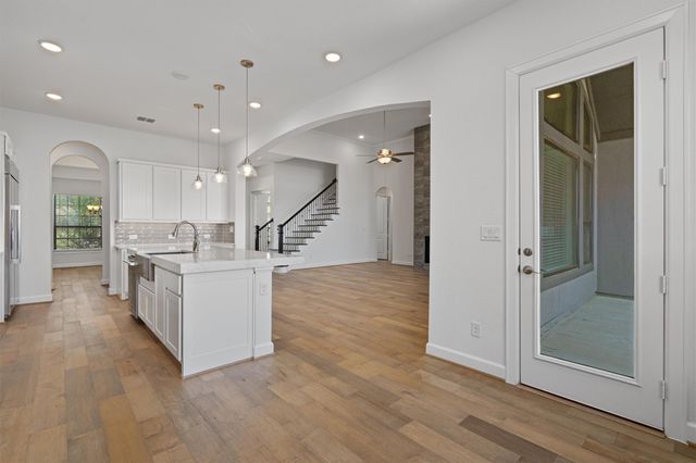 15200 Dorothy DR, Lakeway, TX 78734