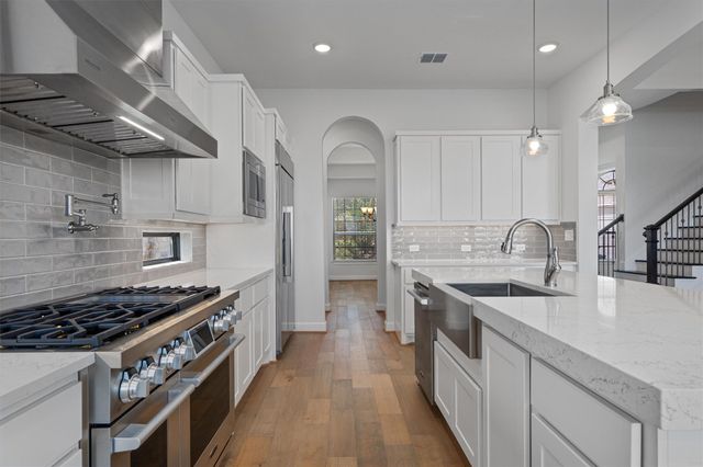 15200 Dorothy DR, Lakeway, TX 78734