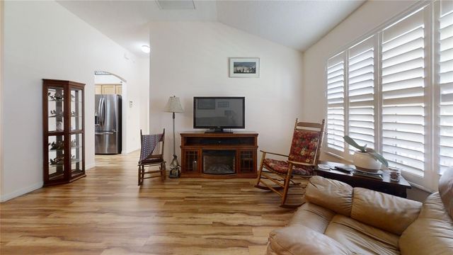 2706 MORVEN PARK WAY, The Villages, FL 32162