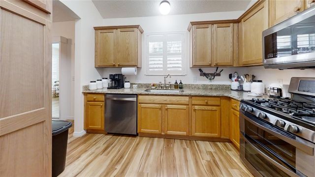 2706 MORVEN PARK WAY, The Villages, FL 32162