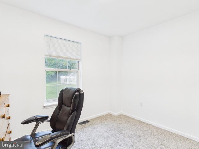 200 CANARY CIR, York, PA 17404