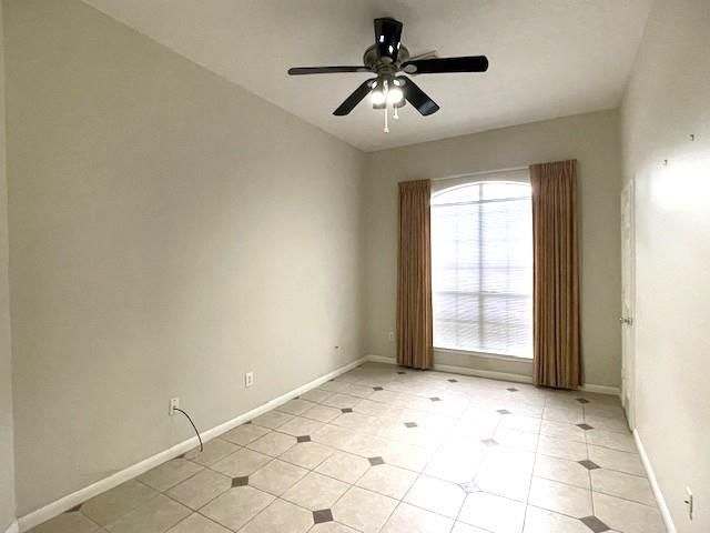 1815 Rustic Oak Lane, Pasadena, TX 77586