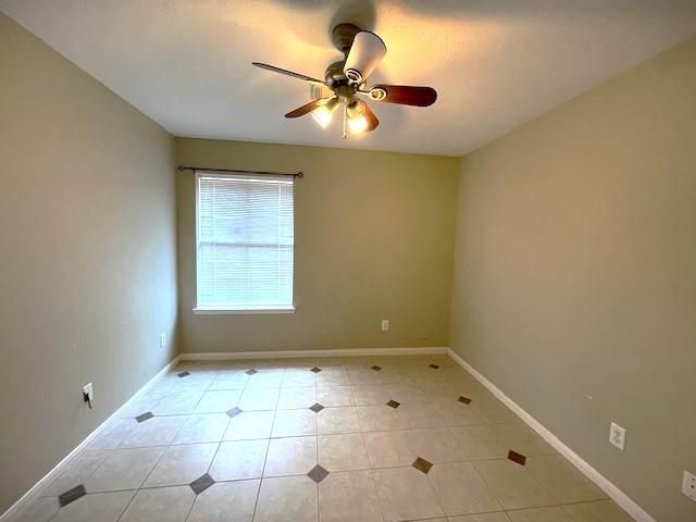 1815 Rustic Oak Lane, Pasadena, TX 77586