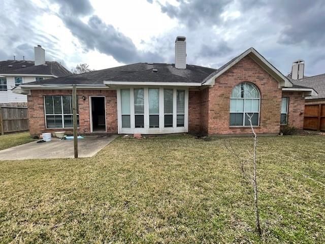 1815 Rustic Oak Lane, Pasadena, TX 77586