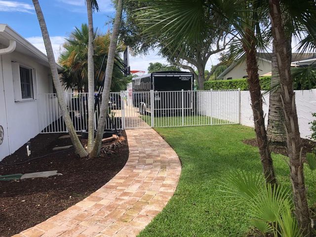 2327 WINDSOR Road, Palm Beach Gardens, FL 33410