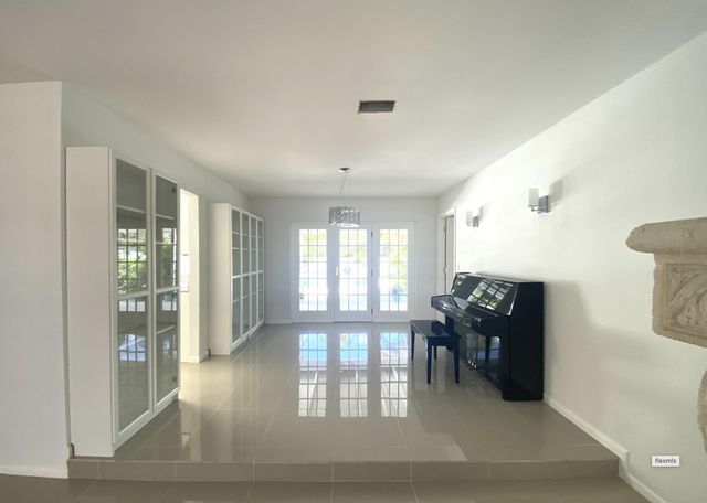 2327 WINDSOR Road, Palm Beach Gardens, FL 33410