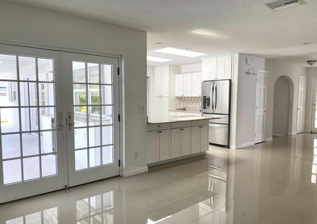 2327 WINDSOR Road, Palm Beach Gardens, FL 33410