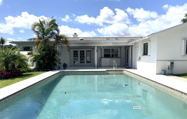 2327 WINDSOR Road, Palm Beach Gardens, FL 33410