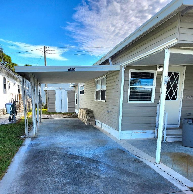 6505 KANSAS STREET, BRADENTON, FL 34207 — photo 2