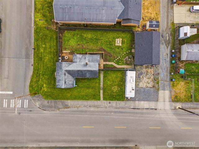 238 N Washington Avenue, Arlington, WA 98223