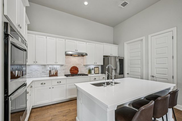 548 Faith DR, Liberty Hill, TX 78642