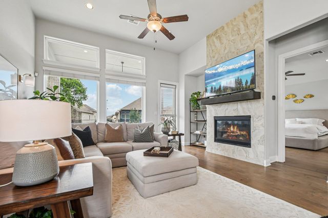 548 Faith DR, Liberty Hill, TX 78642