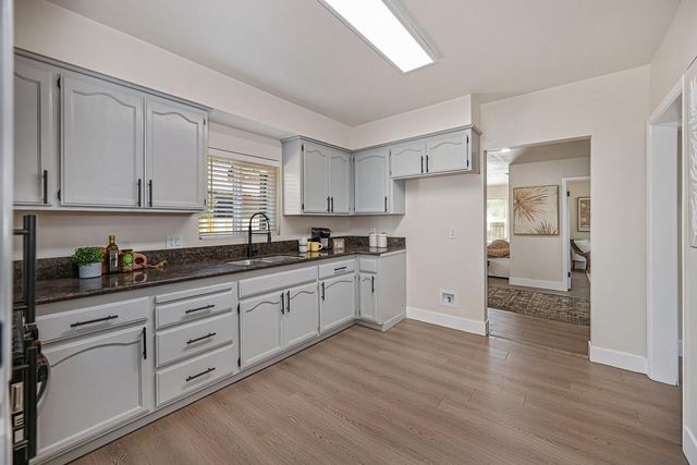 3824 13th Ave, Sacramento, CA 95820