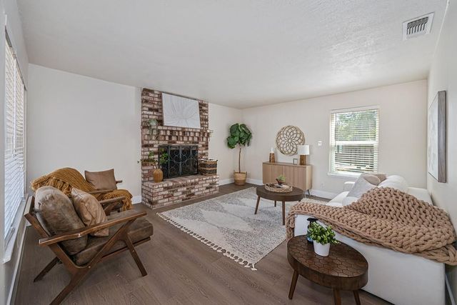 3824 13th Ave, Sacramento, CA 95820