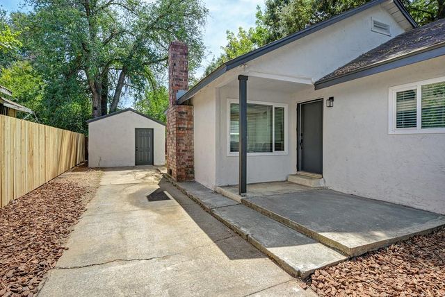 3824 13th Ave, Sacramento, CA 95820