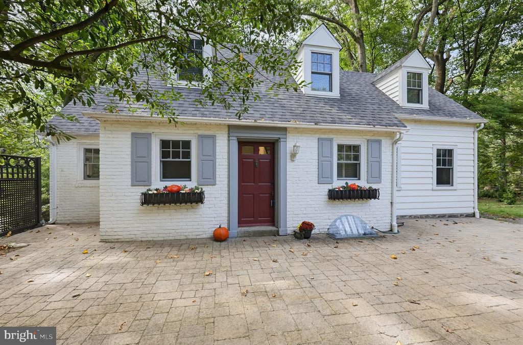 333 W FIFTH ST, MEDIA, PA 19063 — photo 2