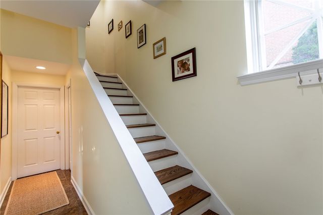 116 N WOODLAND RD, Shadyside, PA 15232