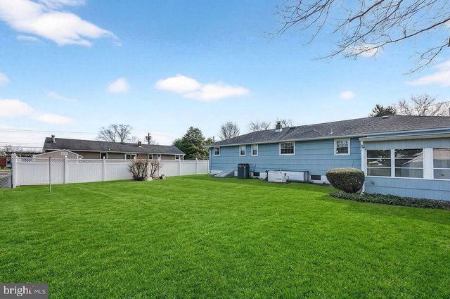 3 DELOTTO DR, Hamilton, NJ 08619