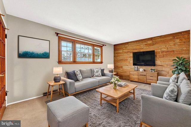 3 DELOTTO DR, Hamilton, NJ 08619