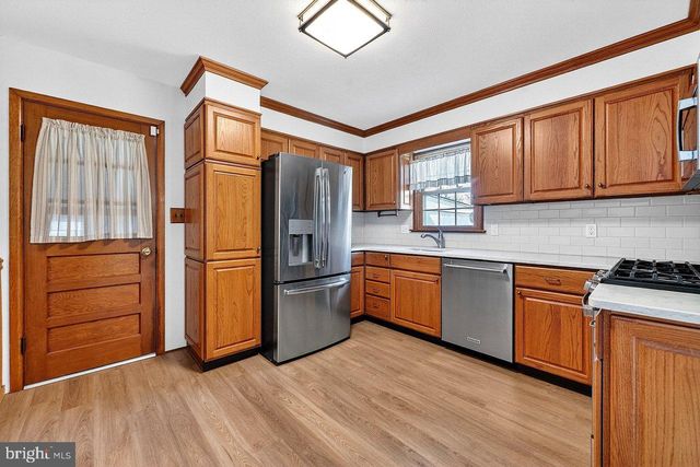 3 DELOTTO DR, Hamilton, NJ 08619