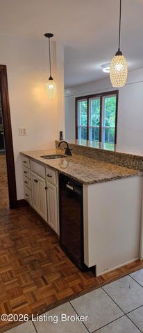 7246 Heatherly Square, Louisville, KY 40241