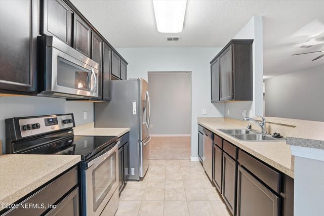 6613 SHADED ROCK Court, Jacksonville, FL 32258