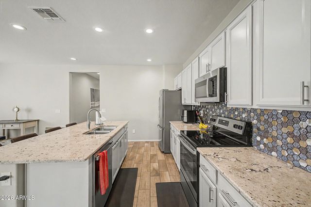 18406 W SUNBELT Drive, Surprise, AZ 85374