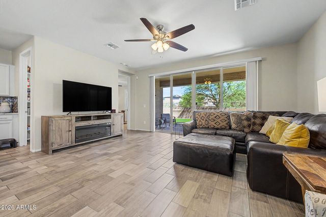 18406 W SUNBELT Drive, Surprise, AZ 85374