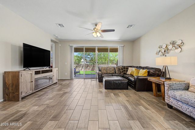 18406 W SUNBELT Drive, Surprise, AZ 85374