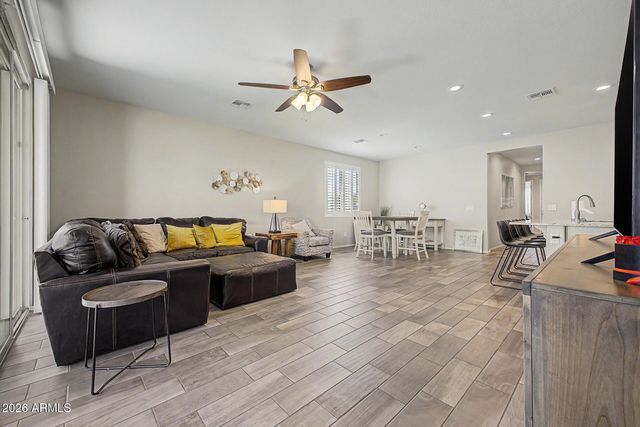 18406 W SUNBELT Drive, Surprise, AZ 85374