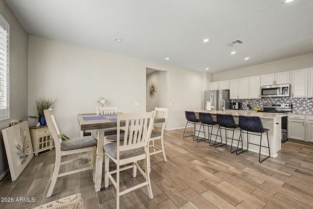 18406 W SUNBELT Drive, Surprise, AZ 85374