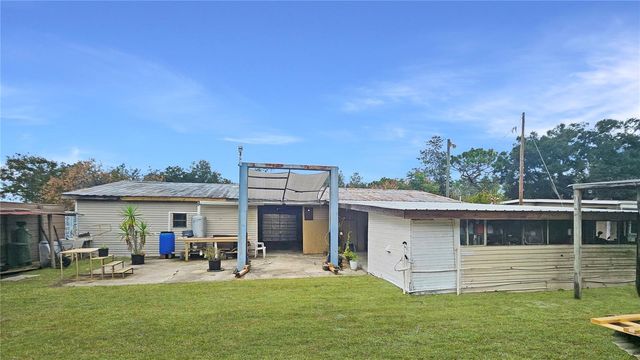 11455 SE HIGHWAY 464C, Ocklawaha, FL 32179
