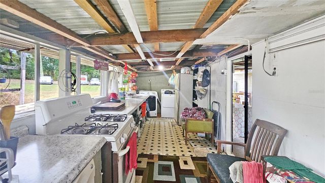 11455 SE HIGHWAY 464C, Ocklawaha, FL 32179