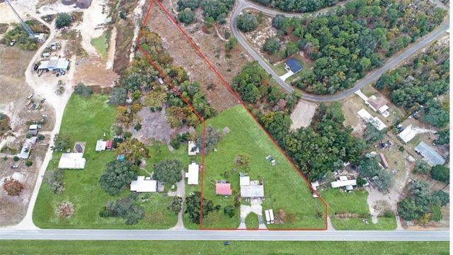 11455 SE HIGHWAY 464C, Ocklawaha, FL 32179