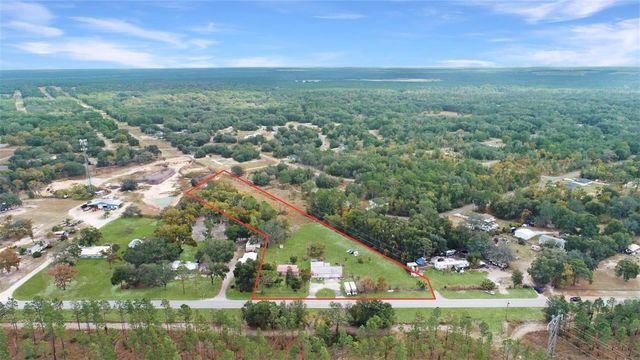 11455 SE HIGHWAY 464C, Ocklawaha, FL 32179