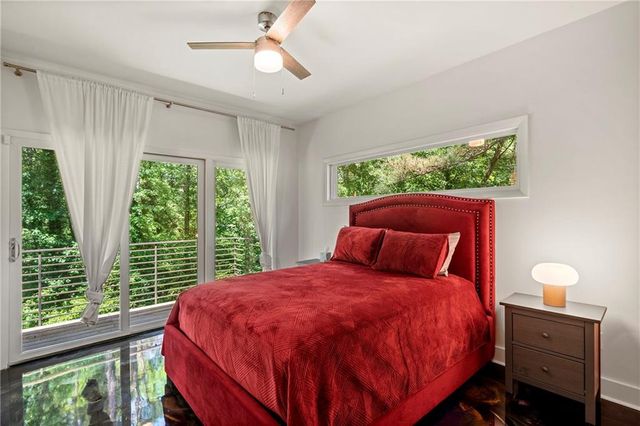 643 Larchmont Circle NW, Atlanta, GA 30318