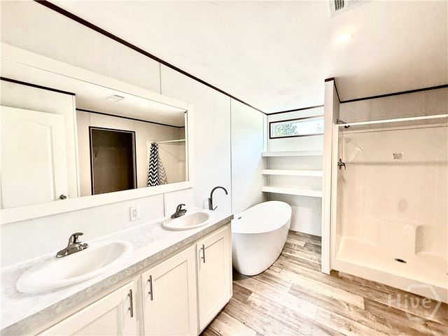 6223 E Oglethorpe Highway, Midway, GA 31320