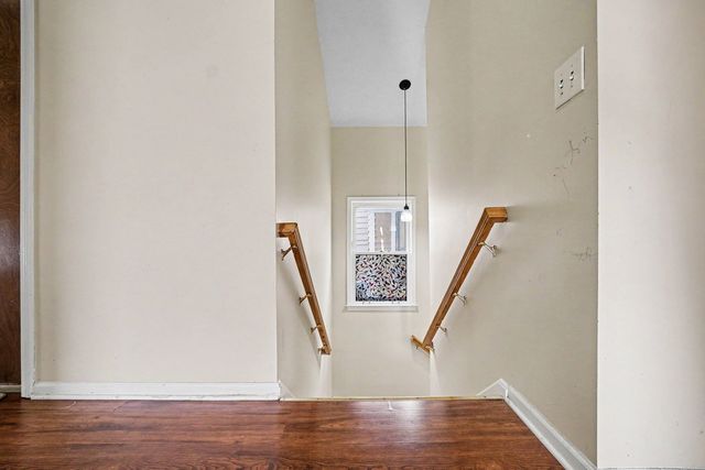 217 Michigan Street, Elgin, IL 60120