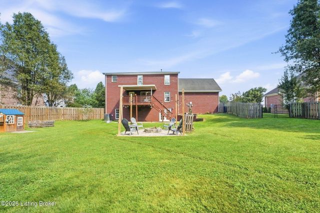 287 Cedar Place Dr, Shepherdsville, KY 40165