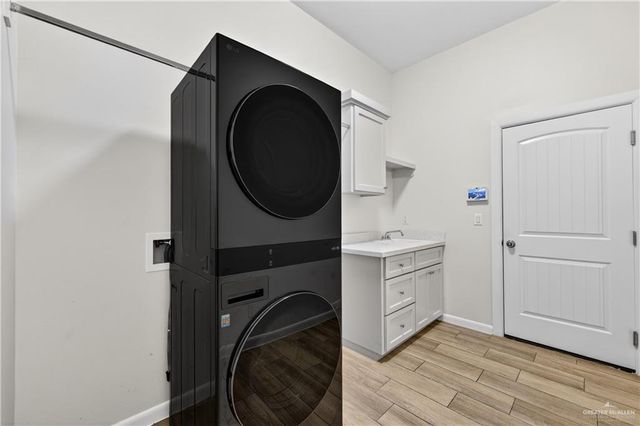 1804 Ozark Avenue, Mcallen, TX 78504