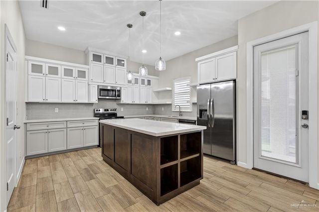 1804 Ozark Avenue, Mcallen, TX 78504