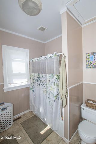 31 Dewitt Street, Amsterdam, NY 12010