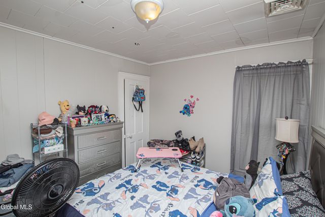 31 Dewitt Street, Amsterdam, NY 12010