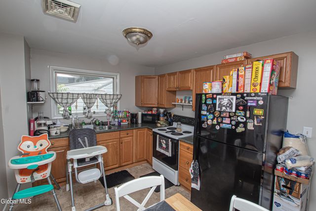 31 Dewitt Street, Amsterdam, NY 12010