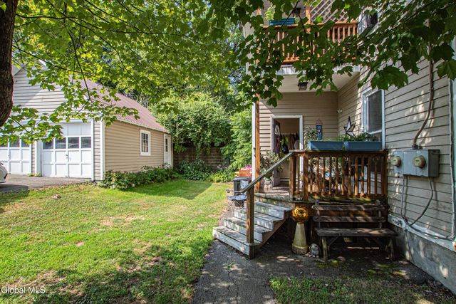 31 Dewitt Street, Amsterdam, NY 12010