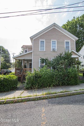 31 Dewitt Street, Amsterdam, NY 12010