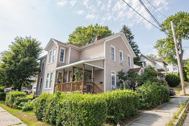 31 Dewitt Street, Amsterdam, NY 12010