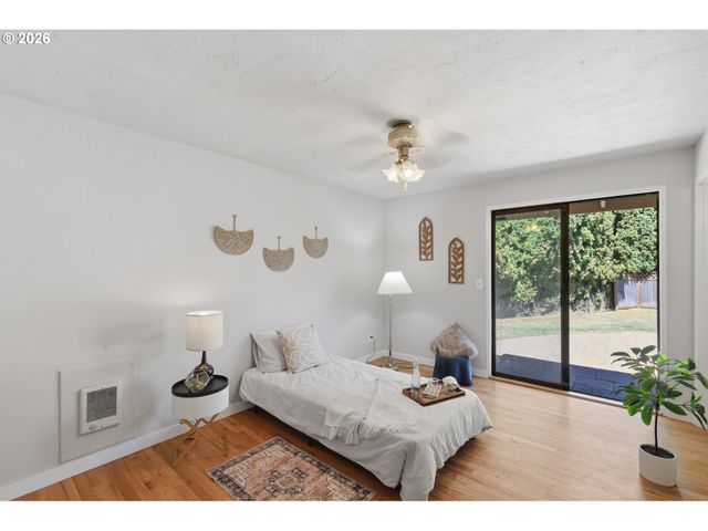 2729 13TH Ave, Forest Grove, OR 97116