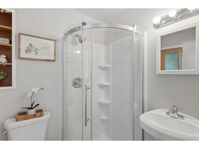 2729 13TH Ave, Forest Grove, OR 97116