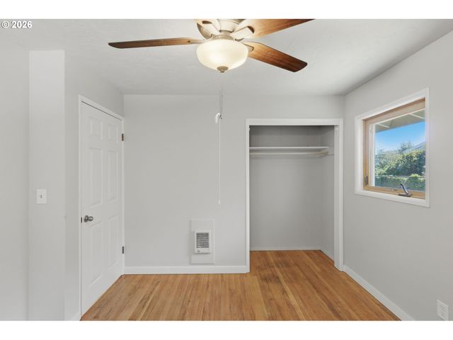 2729 13TH Ave, Forest Grove, OR 97116
